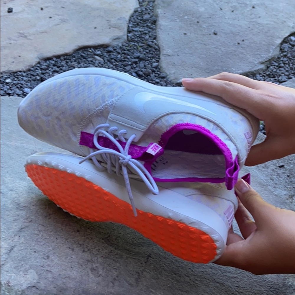 Nike sneakers brand new